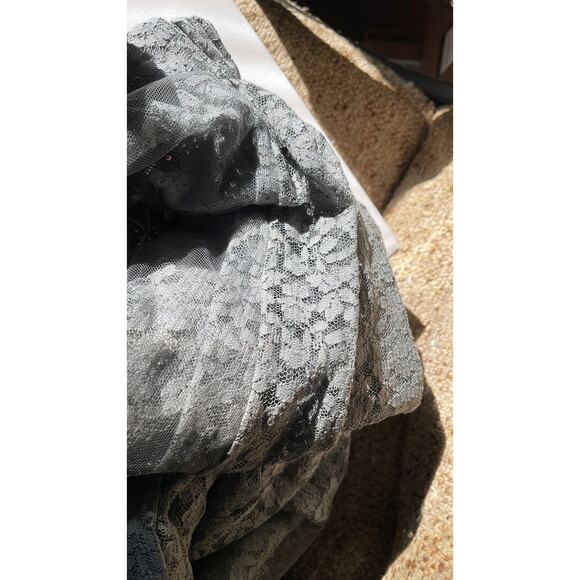 Stella McCartney embellished lace high-low skirt - Picture 7 of 11